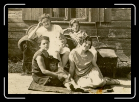 Zeimelis 2-4 * 1007 x 708 * (625KB)